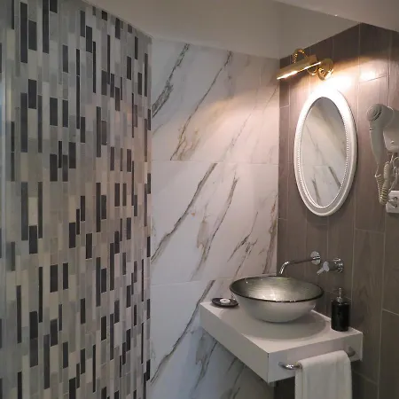 Moments - Портиман